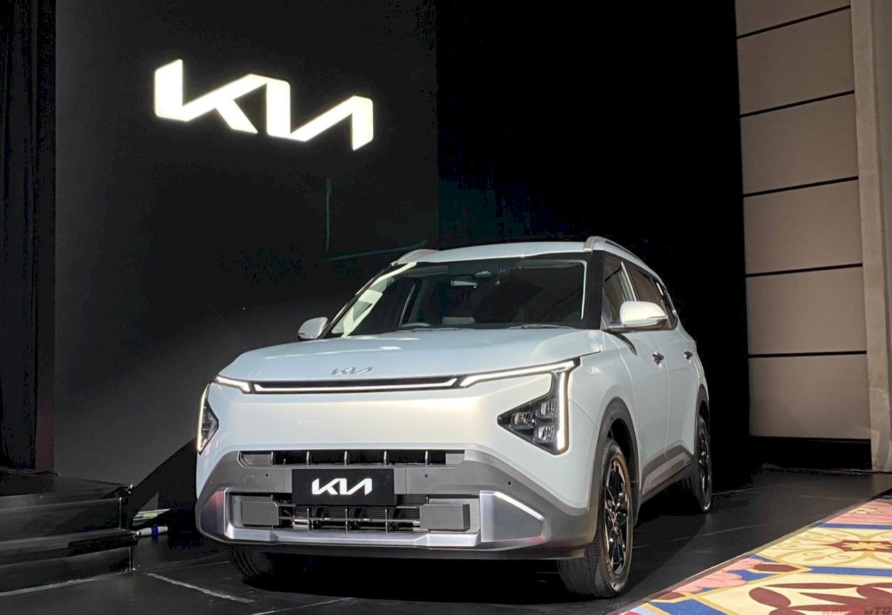 Kia Carens 2026 Tantang Dominasi MPV Jepang dengan Fitur Melimpah dan Teknologi Modern